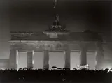 Barbara Klemm, Öffnung des Brandenburger Tors, Berlin, 22. Dezember, 1989