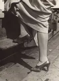 Paul Wolff, Einstieg in die Straßenbahn, Um 1933, Vintage. Silbergelatineabzug