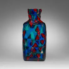 Rare Pezzato vase, model 3541 by Fulvio Bianconi, 1951, triangular polychrome patchwork glass with murrine, sold Jun 2024