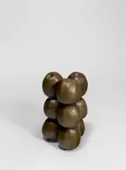 9 Äpfel by Jiří Georg Dokoupil, 1990, Bronze mit dunkelbrauner Patina, sold Jun 2018
