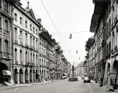 Kramgasse, Bern by Thomas Struth, 1989, Silbergelatineabzug, 1989. Agfa-Papier, sold Nov 2011