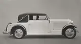 Walter Gropius, Adler-Automobil, Standard 8, Modell Gropius, 1930, 2 Vintages. Silbergelatineabzüge
