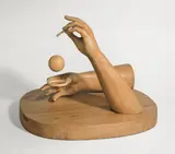 Edgar Augustin, Hände und Kugel, 1994, Holz und Nylonschnur