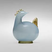 Pea Hen by Tomaso Buzzi, c. 1932, lattimo mezza filigrana glass with applied details, sold Feb 2024