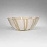 Flavio Poli, A Canne Pesco bowl, c. 1950, internally decorated glass with gold leaf