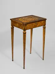 Französisch, Nähtischchen mit Strohmarketerie, Um 1790, Strohhalme, gefärbt und geglättet, auf Nadelholz furniert