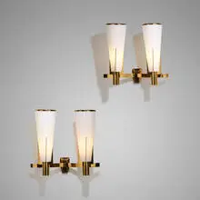 Stilnovo, Sconces model 2021/2, pair, c. 1960, patinated brass, white glass