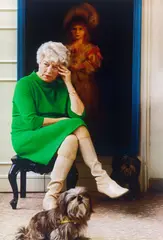 Palazzo Vernier dei Leoni, Venedig. Peggy Guggenheim vor ihrem Kinderportrait von Franz von Lenbach (1903) by Stefan Moses, 1969, Digital-Print auf Hahnemühle Baryta-Papier, 2017, sold Oct 2018
