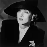 Marlene Dietrich by Horst P. Horst, 1942, Späterer Silbergelatineabzug, sold May 2017