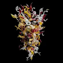 Massive Chandelier by Dale Chihuly, sold May 2018
