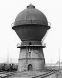 Trier-Ehrang, aus der Serie „Wassertürme by Bernd und Hilla Becher, 1982, Silbergelatineabzug, 2009, sold May 2018