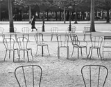Stühle, Champs-Elysées, Paris by André Kertész, 1927, Späterer Silbergelatineabzug, sold May 2008