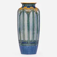 Fine Early Vase by Henrietta Bailey for Newcomb College Pottery, sold Jan 2018