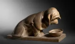 Chien et son écuelle by Raymonde Guerbe, Terre cuite patinée, sold Oct 2026