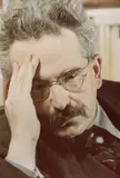 Walter Benjamin, Paris by Gisèle Freund, 1938, C-Print, späterer Abzug, sold Jun 2009