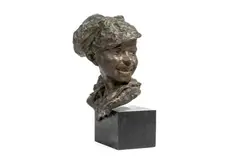 Gavroche by Medardo Rosso, Épreuve en bronze à patine brune Signée H_36 L_25 P_22 cm, sold Sep 2025