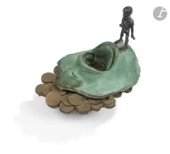 Composition by Stéphane Pencréac'h, Épreuve en bronze à patine brune, verte et médaille - Épreuve unique, sold Jul 2026