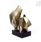 Petit refuge by Alicia Penalba, 1975, Bronze et socle en bronze et marbre, sculpture, sold Nov 2025