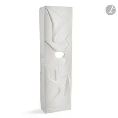 Sans titre,1964, pièce unique conçue et exécutée pour l’architecte Alain Pati concomitamment à la réalisation d’une cheminée en plâtre pour son appartement pari by Valentine Schlegel, Plâtre, sold May 2026