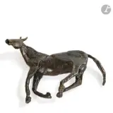 COLLECTION FRANCE CRUÈGE DE FORCEVILLE (FILLE DU BIOGRAPHE DE L’ARTISTE) Le Cheval couché,[1976] by Louis Leygue, Épreuve en bronze à patine brun nuancé, sold May 2026