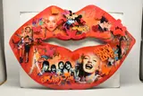 All you need is love by Uri Dushy, sculpture, sold Jun 2026