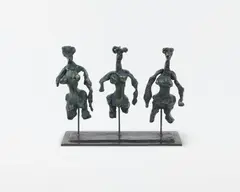 Trois grâces moyennes by Louis Cane, 1983, Épreuve en bronze à patine bleu foncée, sold Jun 2023