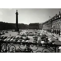 Sans titre, Place Vendôme by François Kollar, vers 1950, Épreuve argentique, cachet du photographe, sold Dec 2016