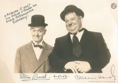 et Oliver HARDY by Stan Laurel, 1892, Photographie signée par les deux et dédicacée par Laurel, sold Mar 2026