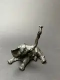 Un éléphant portant une souris sur sa trompe by Patrick Laroche, Bronze, sold Jan 2026