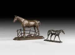 Cheval au pas by Gaston d'Illiers, Bronze à patine sombre, sold Oct 2024