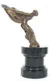 Spirit of Ecstasy by Charles Robinson Sykes, Bronze à patine dorée sur socle de marbre, sold Jan 2026