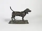 Le basset anglais n°2 by Antoine-Louis Barye, Epreuve en bronze à patine brun-rouge nuancé, sold Jul 2025
