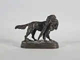 Epagneul rapportant un faisan by Alfred Dubucand, Epreuve en bronze à patine brun nuancé, sold Jul 2025