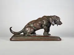Basset assis by Antoine-Louis Barye, Epreuve en bronze à patine brun nuancé, sold Dec 2024