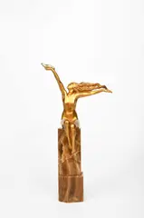 The Carrier Pigeon by Amedeo Gennarrelli, bronze, sold Oct 2024