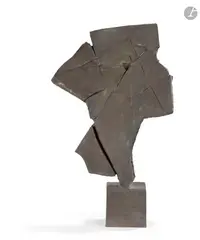 Composition by Carlo Ramous, Épreuve en bronze patiné, sold Jan 2026