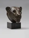 Tête de lionne by Georges Lucien Guyot, Épreuve en bronze patiné, sold Nov 2024