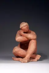Nu assis les jambes croisées by Antoniucci Volti, Epreuve en terre cuite, sold Oct 2017