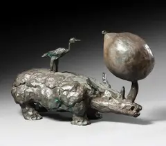 Rhinocéros au ballon et à l'oiseau by Philippe Berry, Épreuve en bronze patiné, sold Sep 2024