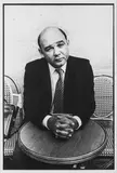 Portrait de Severo Sarduy, Café de Flore, Paris (France, Europe). Circa 1983 by Jesse A. Fernández, Tirage argentique d’époque, réalisé parle photographe, sous passe-partout et encadré, sold Nov 2025