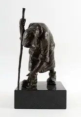 Sans titre - Femme courbée by Mackenzie Thorpe, Bronze sur base en marbre noir, sold Jan 2026