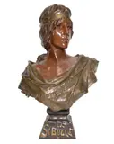La sibylle by Emmanuel Villanis, Epreuve en bronze à patine brune et verte signée sur l'épaule et reposant sur un piédouche, sold Oct 2021