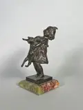Fillette portant un chat by Clara Ayats Juan, Epreuve en bronze à patine brun nuancé, sold Feb 2024
