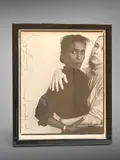 Be here for the cure by Annie Leibovitz, Tirage photographique, sold Oct 2025