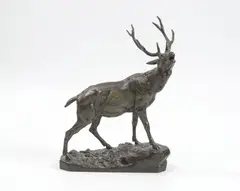 Le brâme du cerf; by Charles Valton, Épreuve en bronze à patine brun-vert nuancée, sold Jan 2026