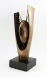 Sans titre - Mérite annuel des diplomés de l'Université de Montréal by Yves Trudeau, Bronze à patine brune sur base de marbre, sold Nov 2025