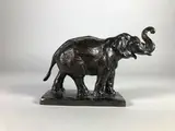 Eléphant by Madeleine Fish Park, Epreuve en bronze à patine brun nuancé, sold Dec 2022
