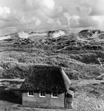 Haus in den Dünen, Kampen, Sylt by Bleicke Bleicken, Um 1950, Silbergelatineabzug des Nachlasses, 2010, sold May 2017