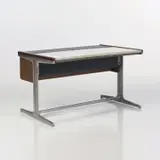 Action office by George Nelson, Bois, plastique, cuir et alluminium, sold Apr 2015