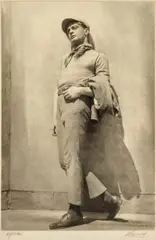 Apache by Harold Cazneaux, c.1925, silver gelatin photograph, offered Oct 2022